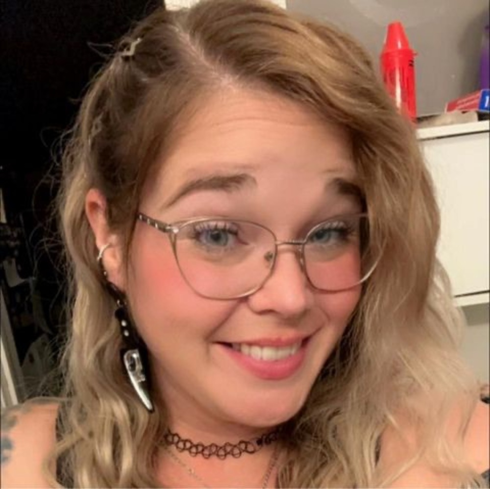 Meet your Posher, Kara